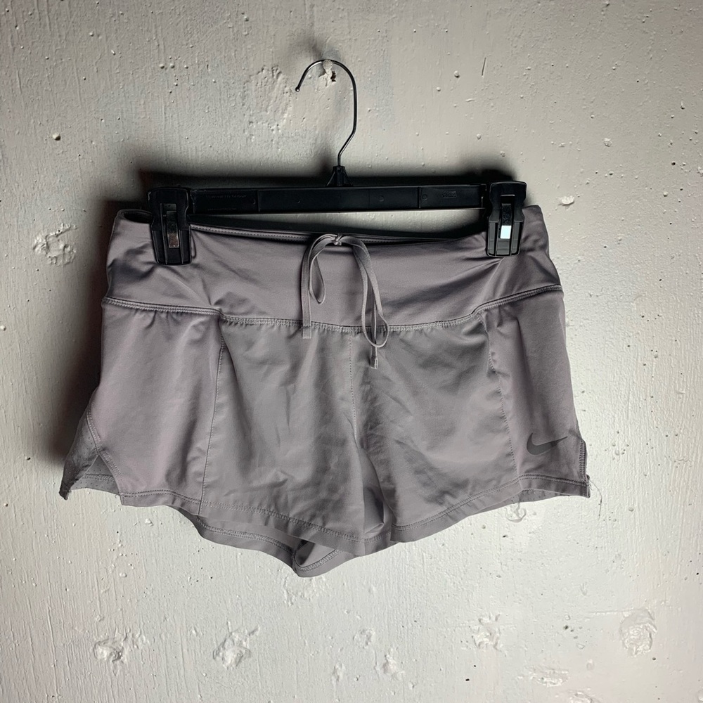 Nike women’s running shorts
